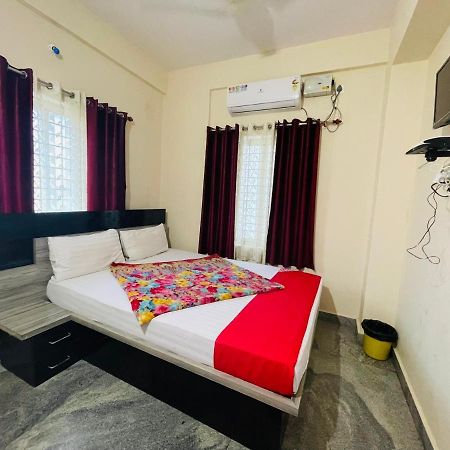 Crown Residency Hotel Mysore Exterior photo