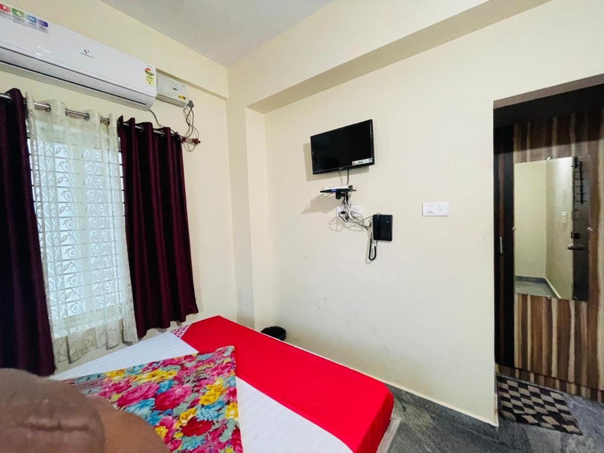Crown Residency Hotel Mysore Exterior photo