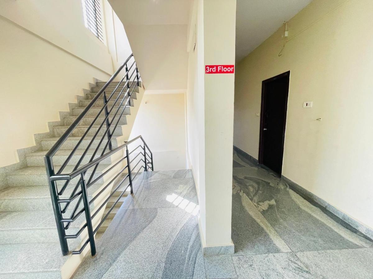 Crown Residency Hotel Mysore Exterior photo